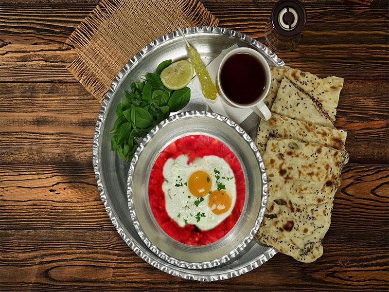 نیمرو با پوره گوجه